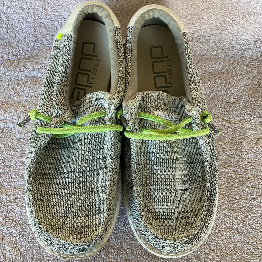 Hey Dude Wally Youth Sox Stone Slip-On Shoes Size US Y1–Y2 / EU 33 Gray